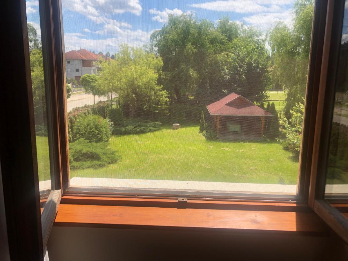 Zalakarosi Egerfa Nyaralohaz Foeldszinti Es Emeleti Apartman מראה חיצוני תמונה